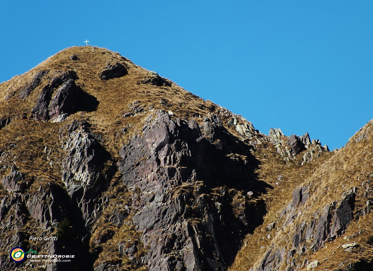 34 Zoom sulla croce d Cima Pietra Quadra SO (2286 m).JPG